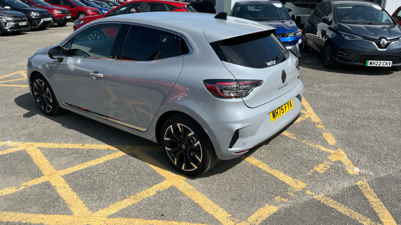 Renault Clio 1.6 E-TECH full hybrid 145 Techno 5dr Auto Hybrid Hatchback